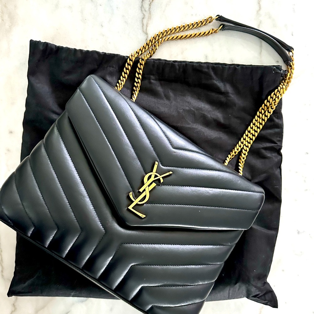 Loulou Medium YSL Shoulder Bag in Quilted Leather - New - Never Worn